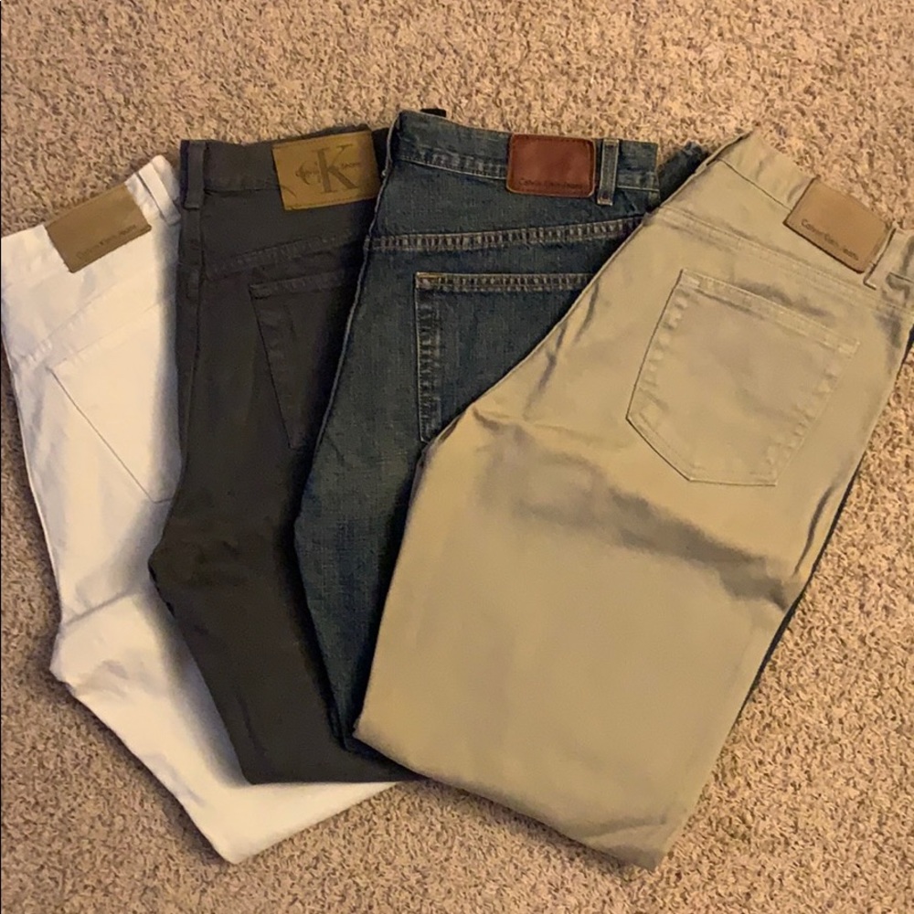 ❌ SOLD❌ 4 pairs of CK Jeans